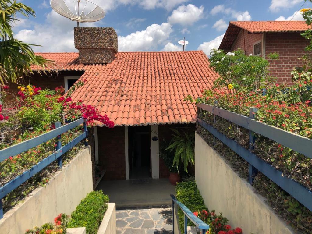 Casa Cantinho Da Paz, Seu Lazer Completo, Churrasqueira, Piscina E Muita Tranquilidade กราวาตา ภายนอก รูปภาพ