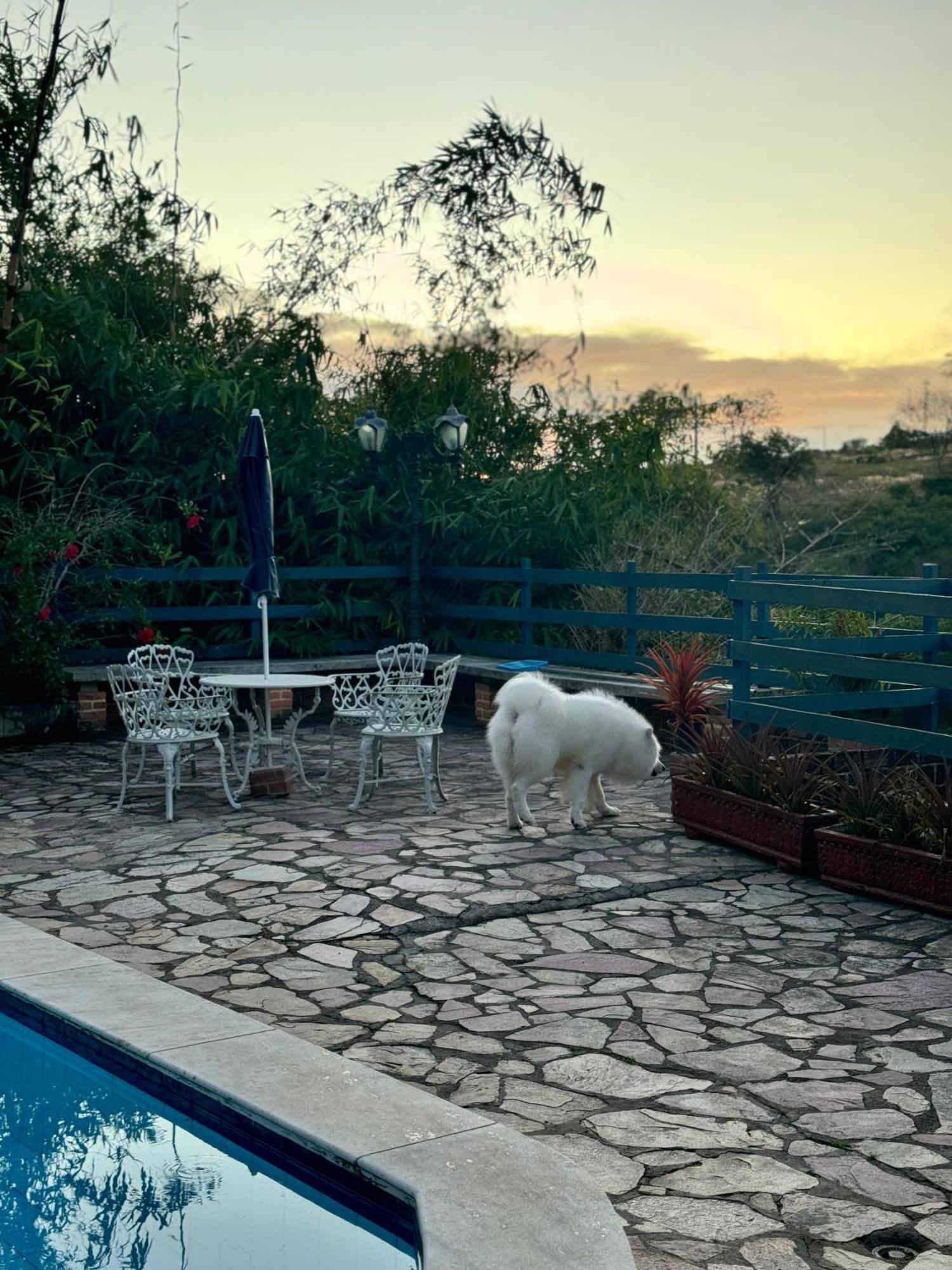 Casa Cantinho Da Paz, Seu Lazer Completo, Churrasqueira, Piscina E Muita Tranquilidade กราวาตา ภายนอก รูปภาพ